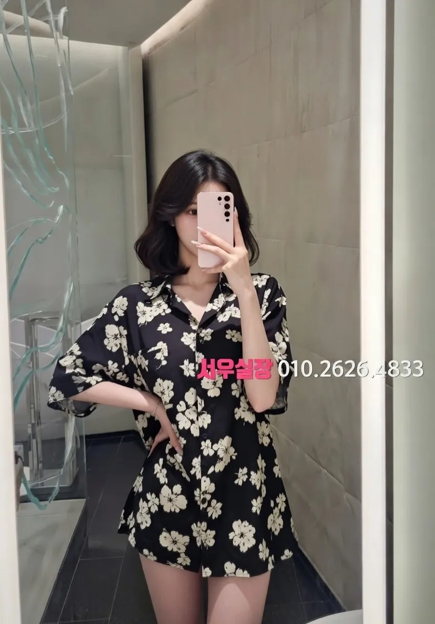 봉천동 미러룸 프리미엄 라인업 26번 프로필